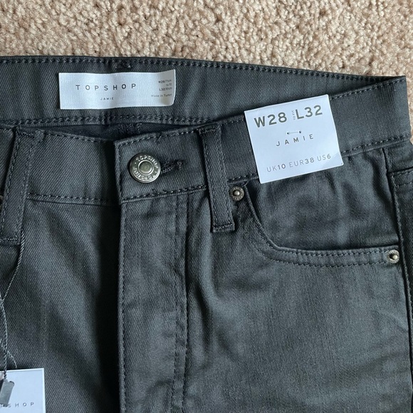 Topshop Jamie Jeans in Coated Black - Picture 4 of 6